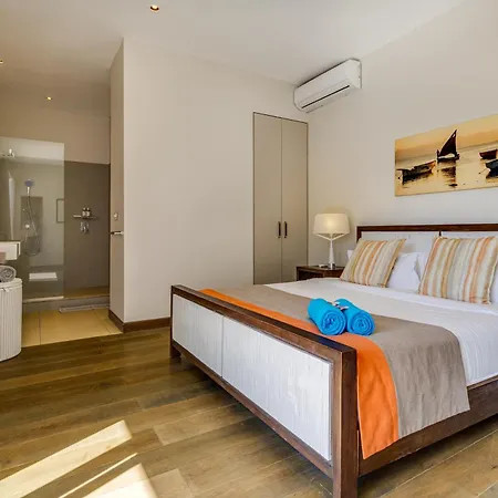 Esplanade By Horizon Holidays Tamarin Exterior photo
